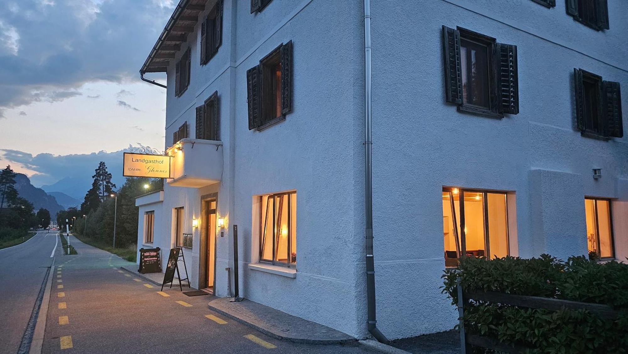 Landgasthof Zum Glenner Ilanz/Glion Ngoại thất bức ảnh